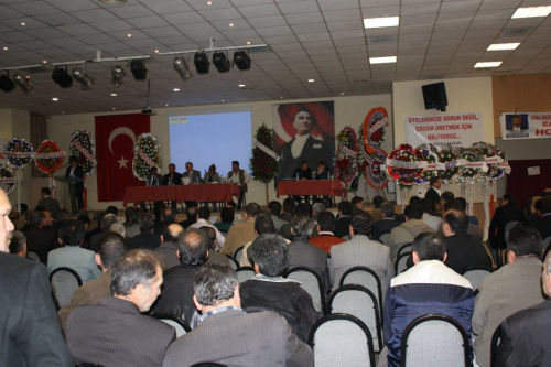 00JOESC318126_105662246236257_1770570186_n