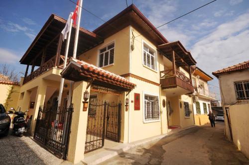 10486020_699299070162605_1463980878679532838_o