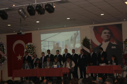 SXUIZBJ380756_105663719569443_1723601655_n